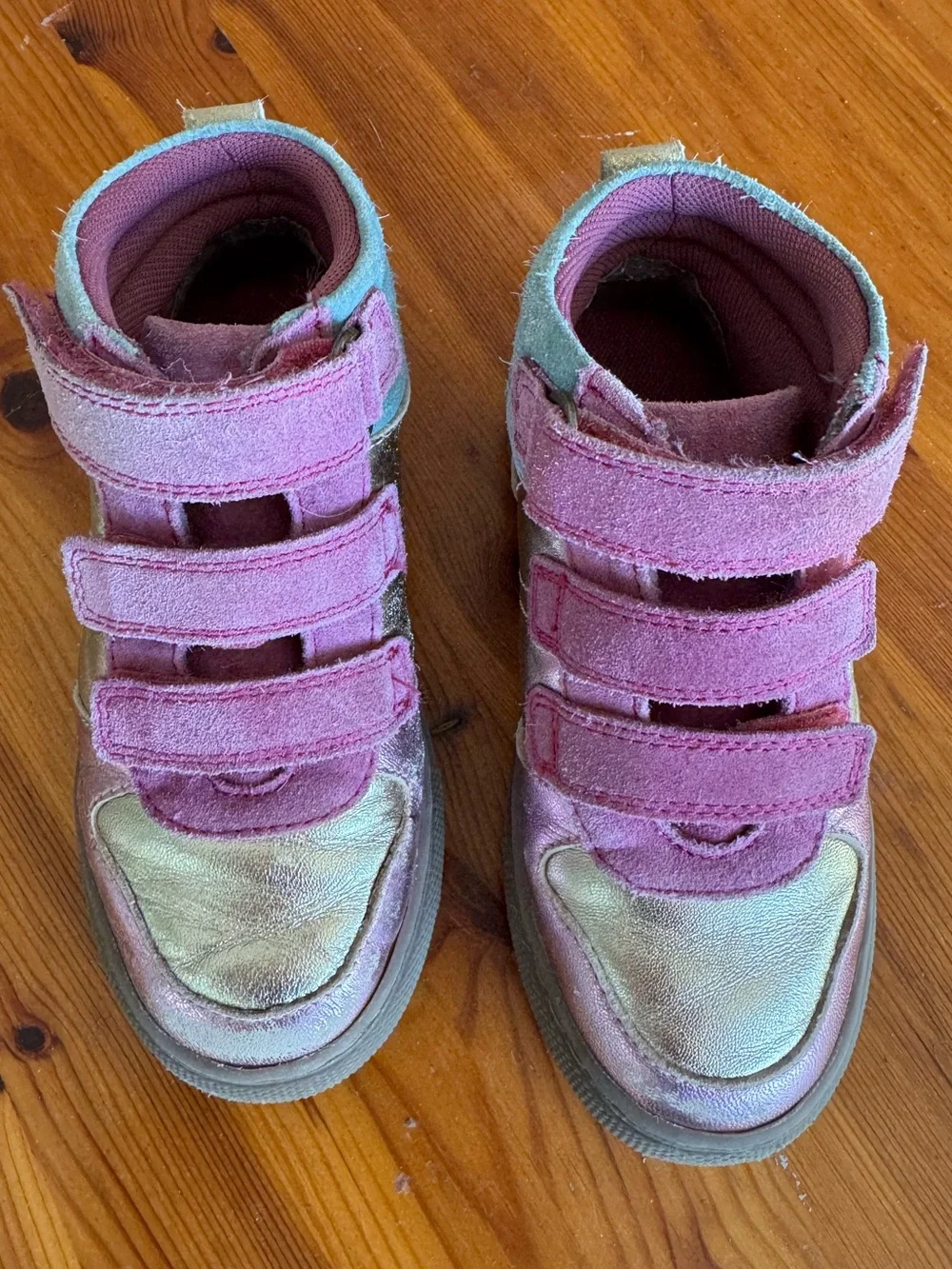 Mini Boden Metallic High top sneakers